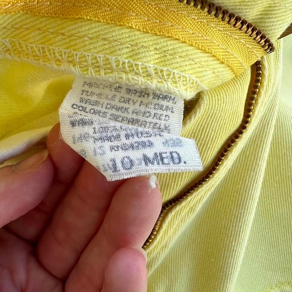 90s Lee Riders high waisted shorts - Picture 3 of 3